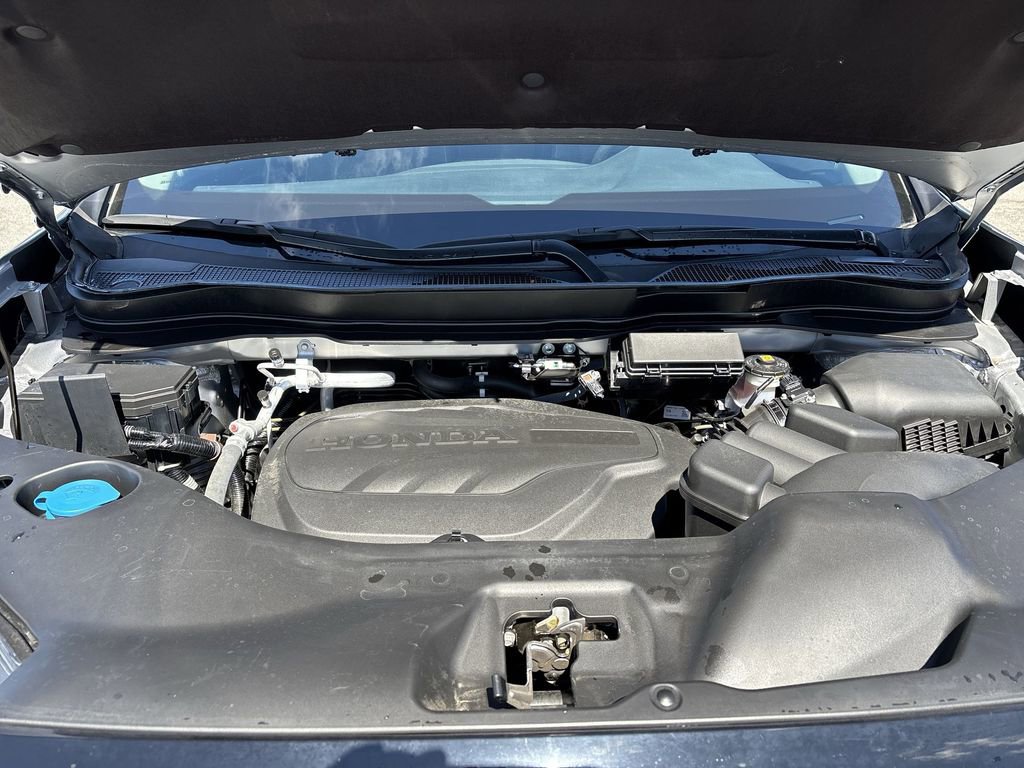 Used 2024 Honda Ridgeline Sport image 17