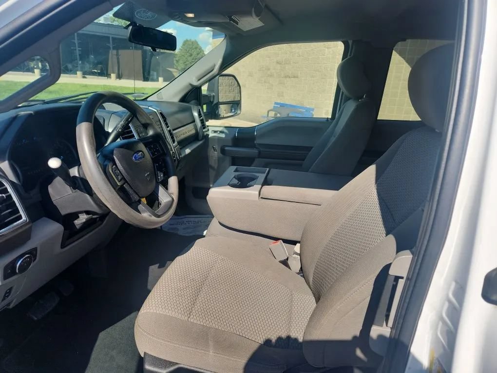 Used 2017 Ford F250 XLT AWD/4WD image 8