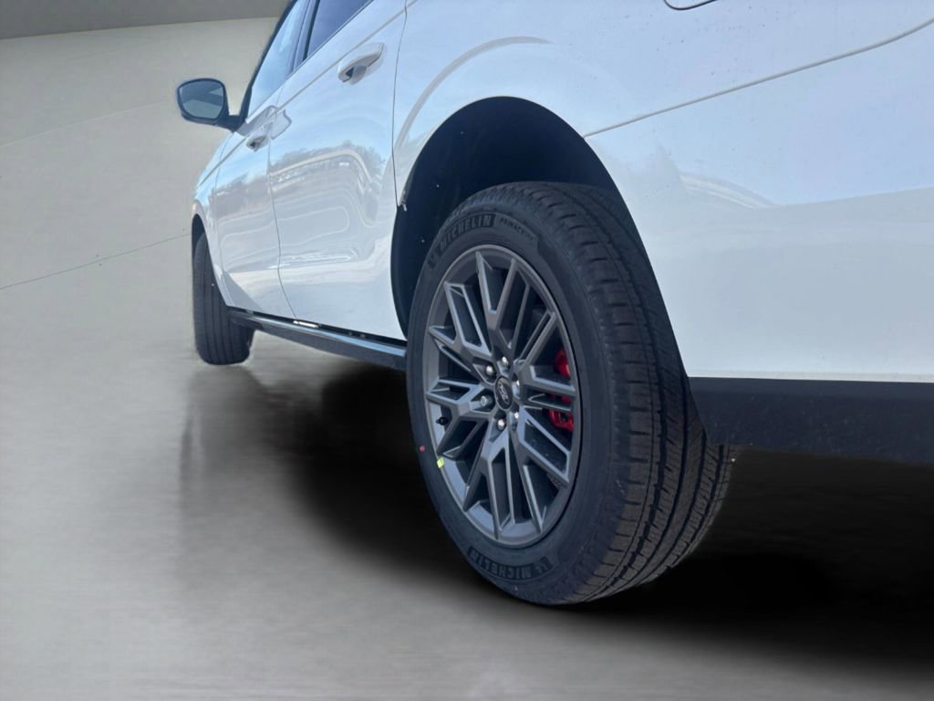 New 2025 Ford Expedition Max Platinum w/ Stealth Performance Package image 9