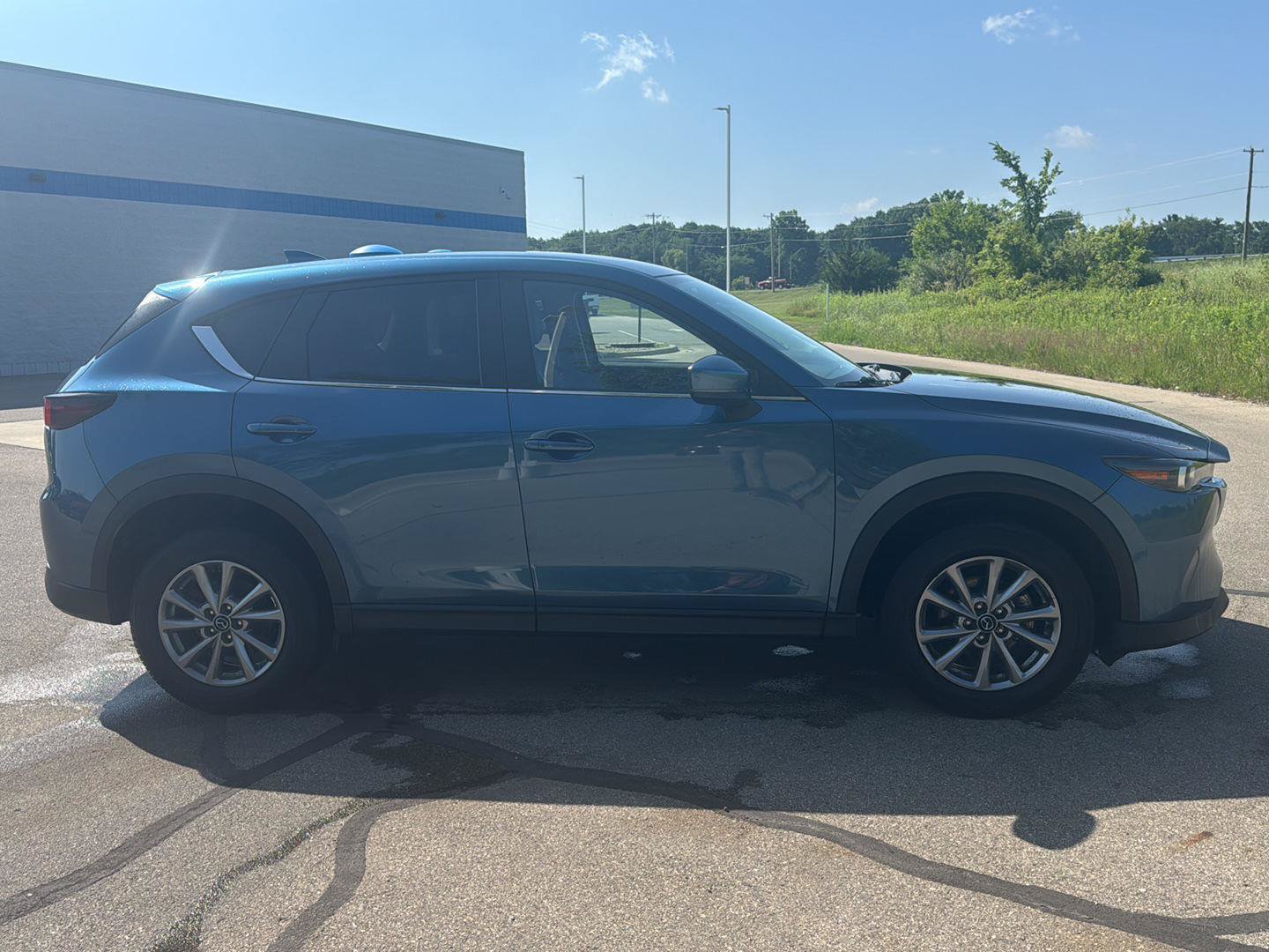 Used 2023 MAZDA CX-5 AWD 2.5 S w/ Select Package image 6