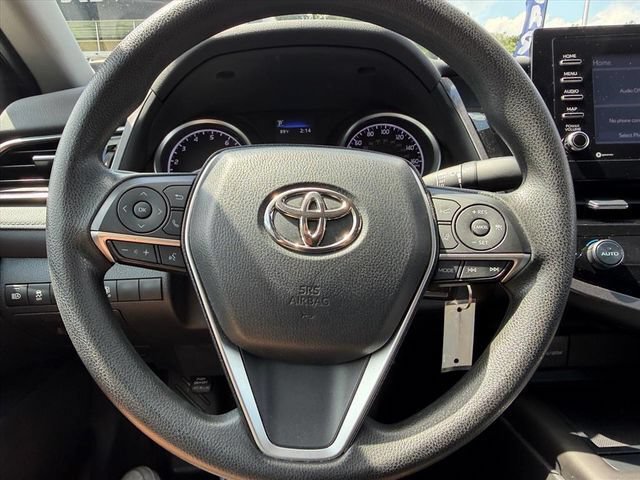 Used 2024 Toyota Camry SE w/ Convenience Package FWD image 17