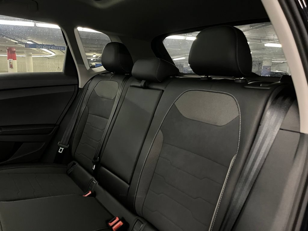 New 2026 Volkswagen Taos SE AWD/4WD image 23