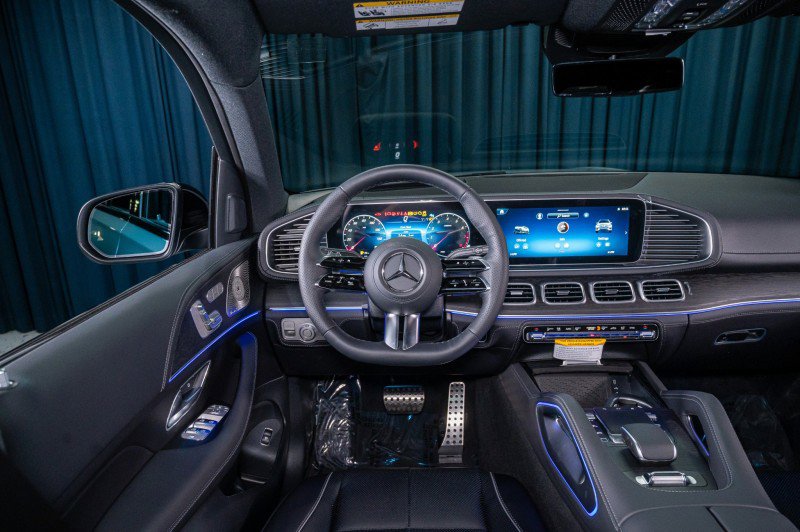 New 2026 Mercedes-Benz GLS 580 4MATIC image 15