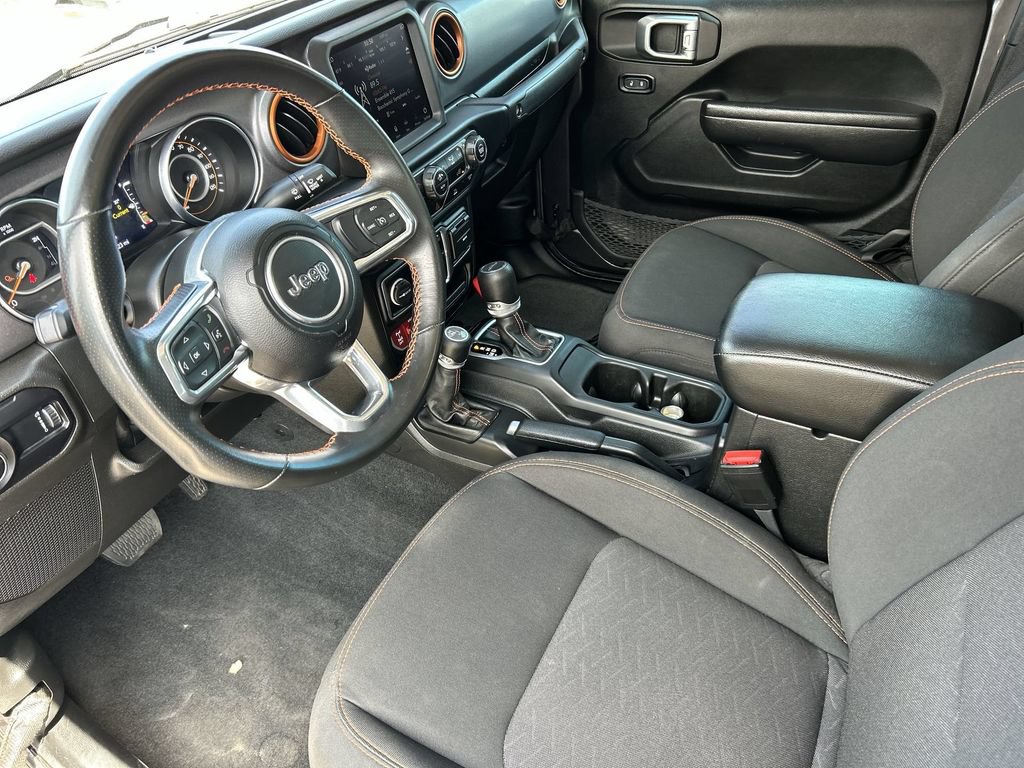 Used 2023 Jeep Gladiator Mojave AWD/4WD image 10