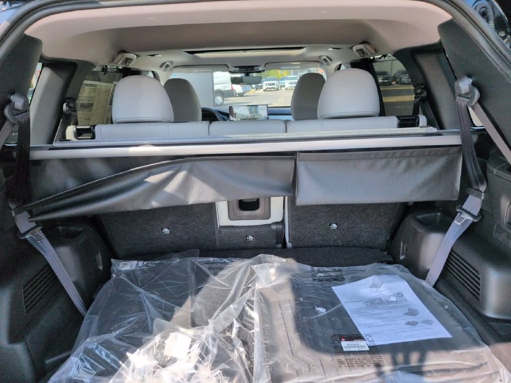 New 2026 Mitsubishi Outlander SEL AWD/4WD image 11