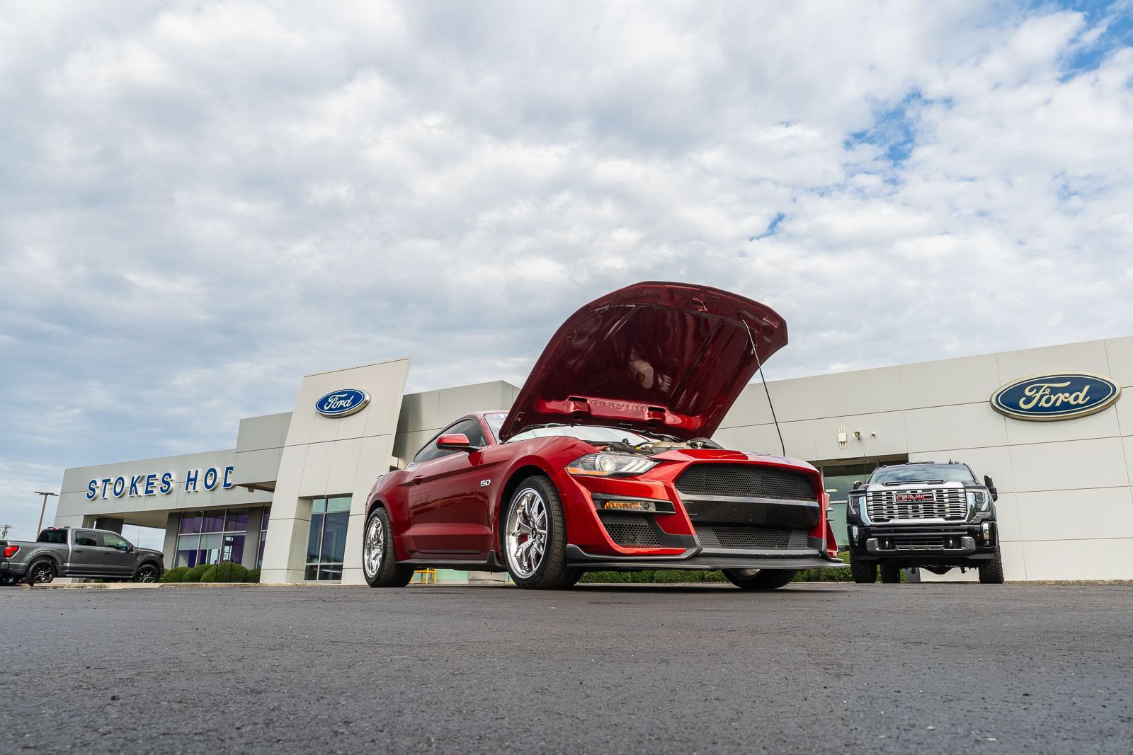 Used 2019 Ford Mustang GT Premium w/ Ford Safe & Smart Package RWD image 19