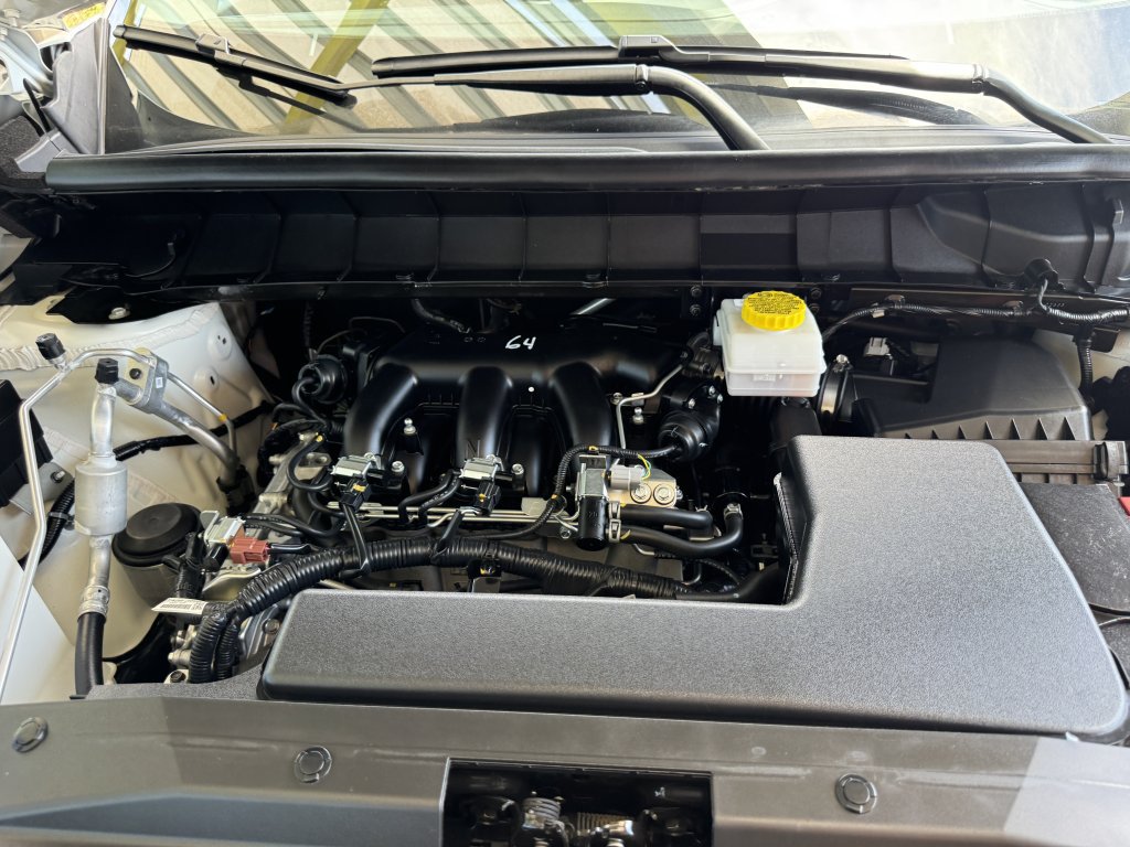 Used 2024 Nissan Pathfinder SV w/ Lighting Package (N92) FWD image 41