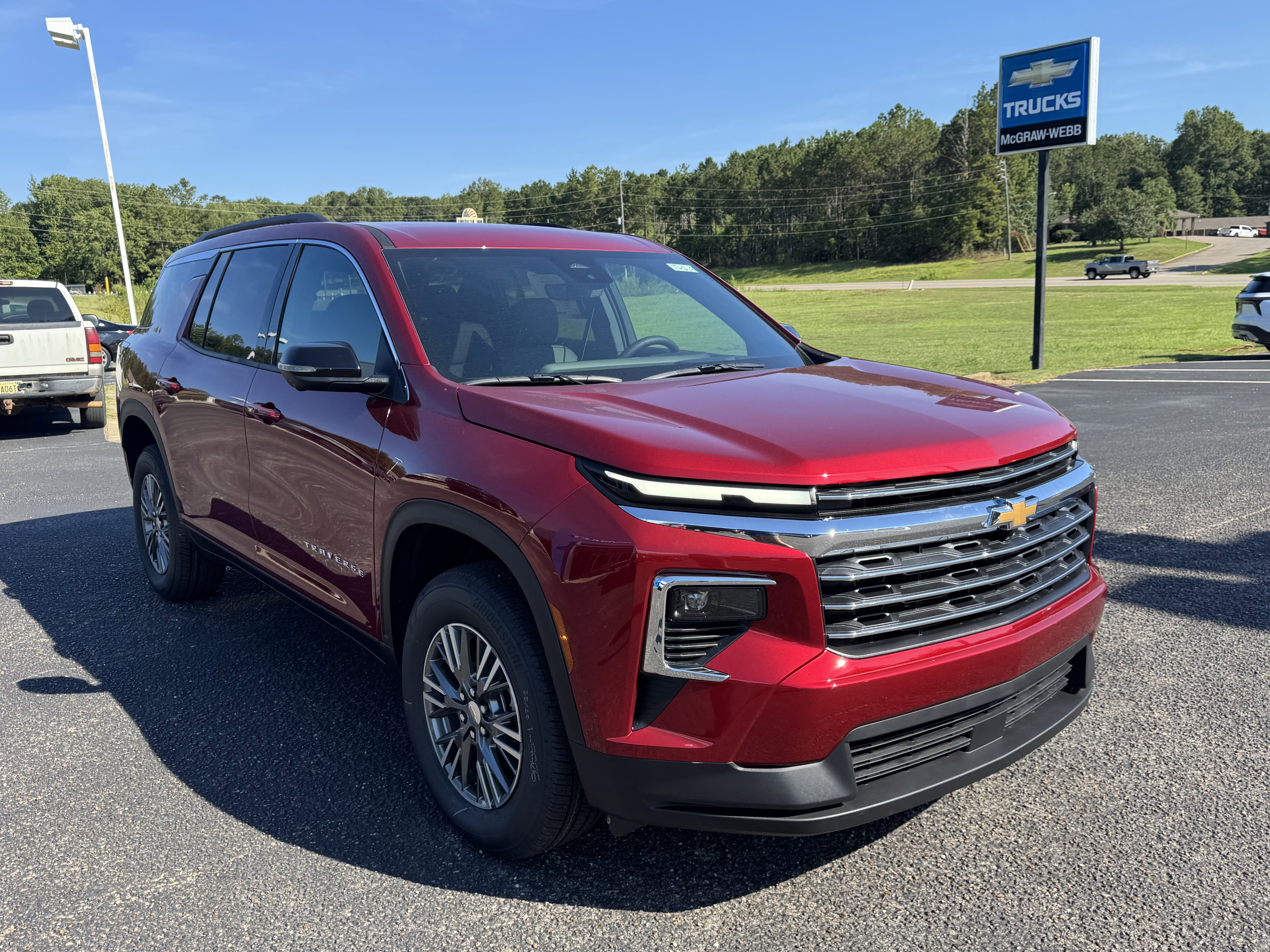 New 2026 Chevrolet Traverse LT w/ Driver Confidence Package image 4
