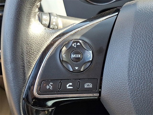 Used 2017 Mitsubishi Outlander SEL image 21