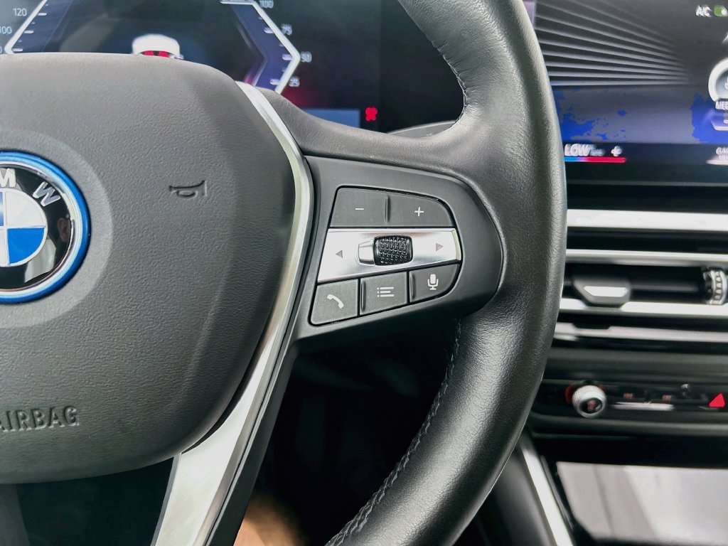 Certified 2023 BMW i4 eDrive35 w/ Parking Assistance Package RWD image 12