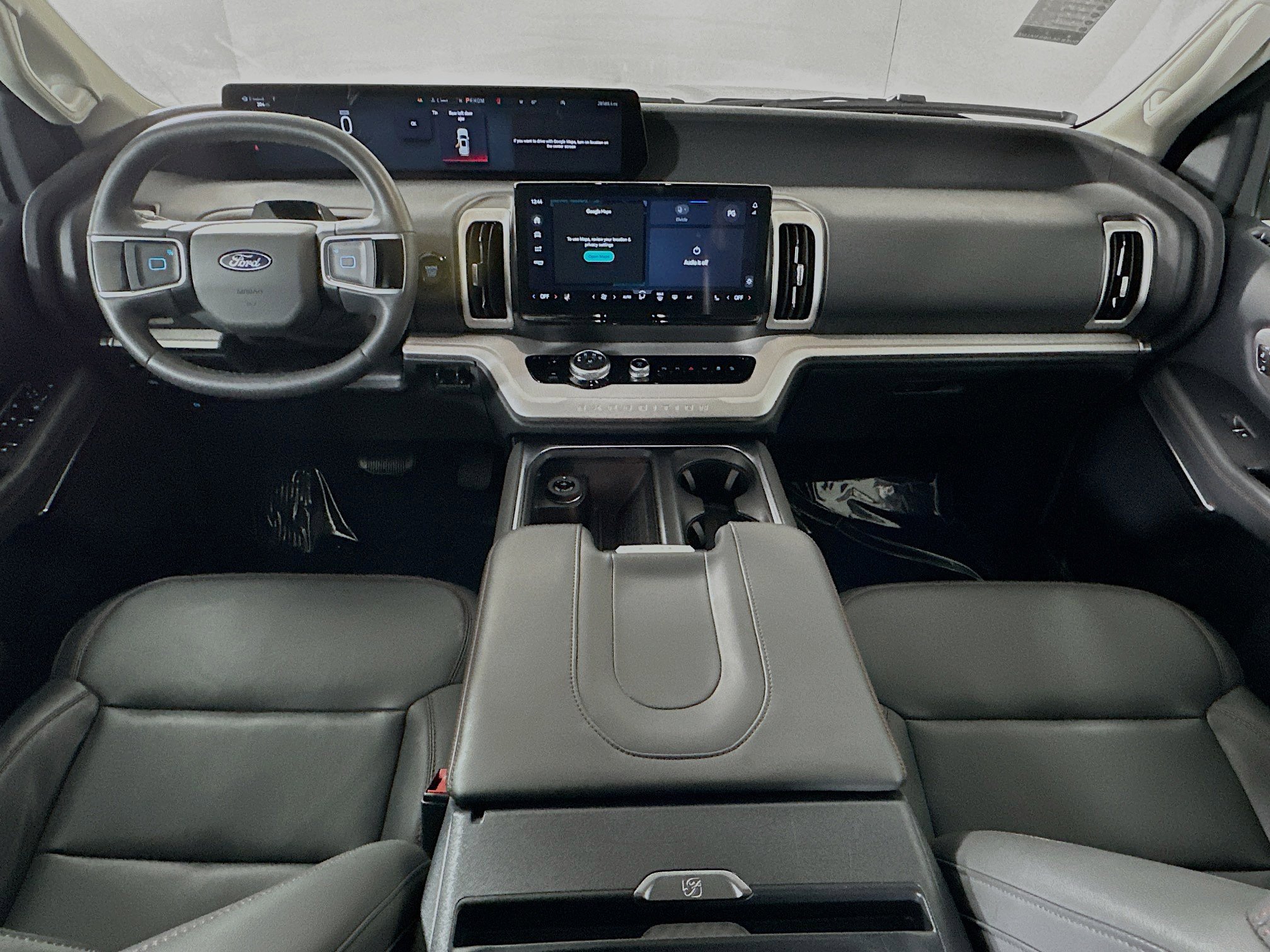 Used 2025 Ford Expedition Active image 27