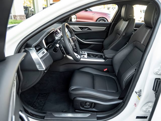 New 2024 Jaguar XF R-Dynamic SE AWD/4WD image 15