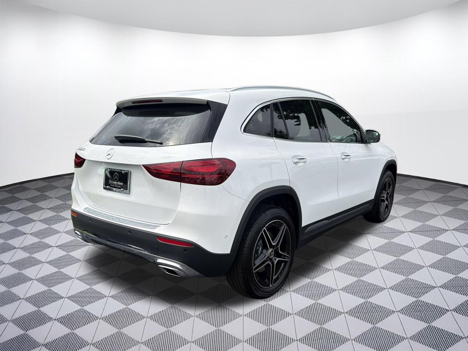 Used 2026 Mercedes-Benz GLA 250 image 9
