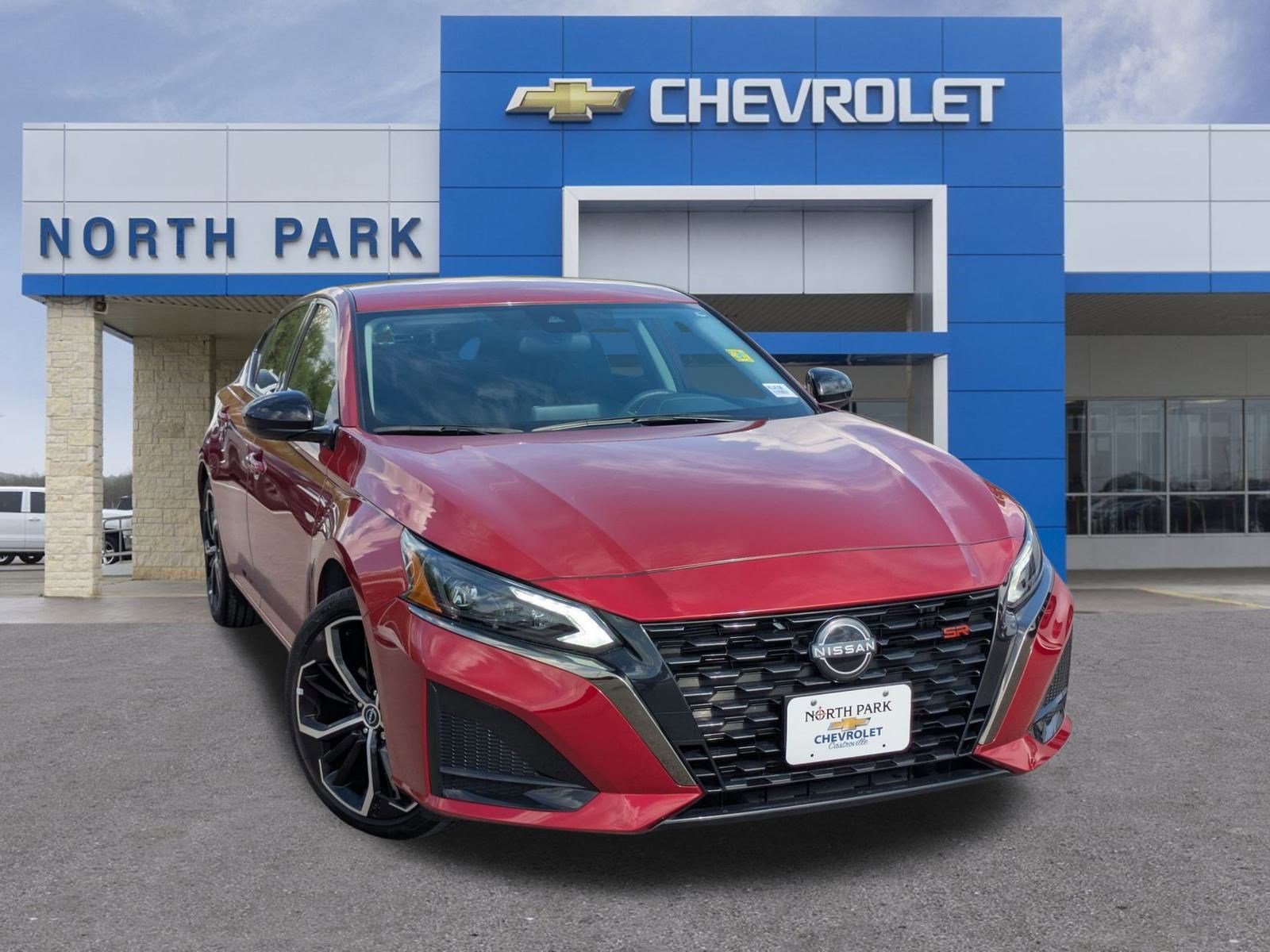 Used 2024 Nissan Altima 2.5 SR