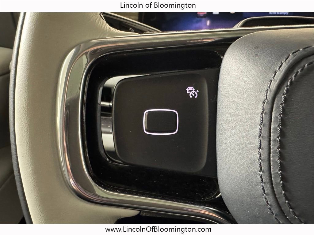 Certified 2025 Lincoln Navigator L Black Label w/ Black Label Special Edition image 52