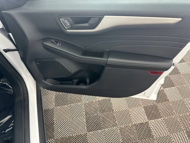 Used 2022 Ford Escape S AWD/4WD image 19