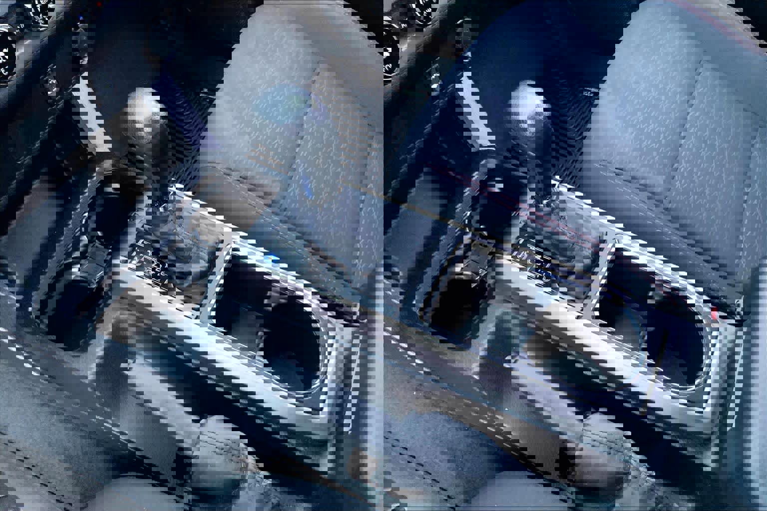 Used 2016 Toyota Tacoma SR5 w/ SR5 Appearance Package (SN) image 17