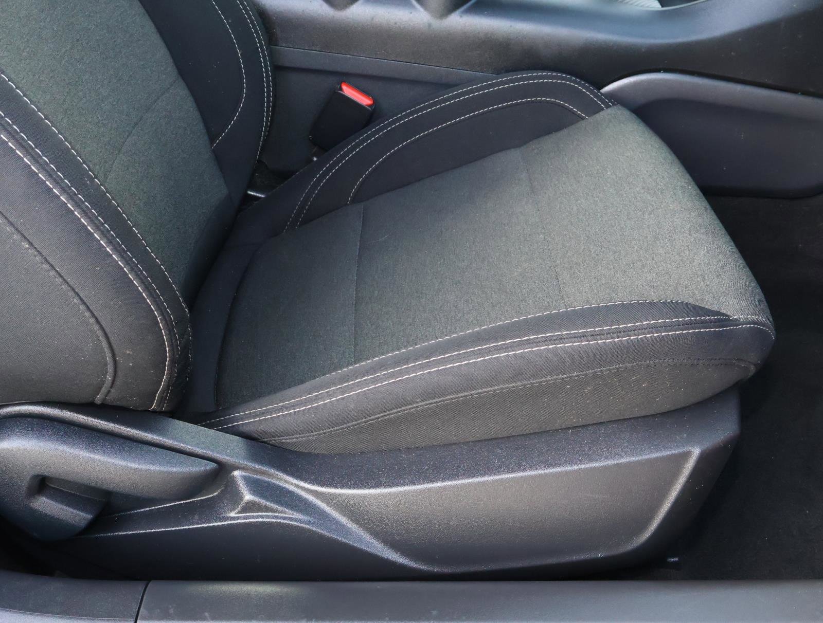 Used 2025 Ford Mustang EcoBoost image 15