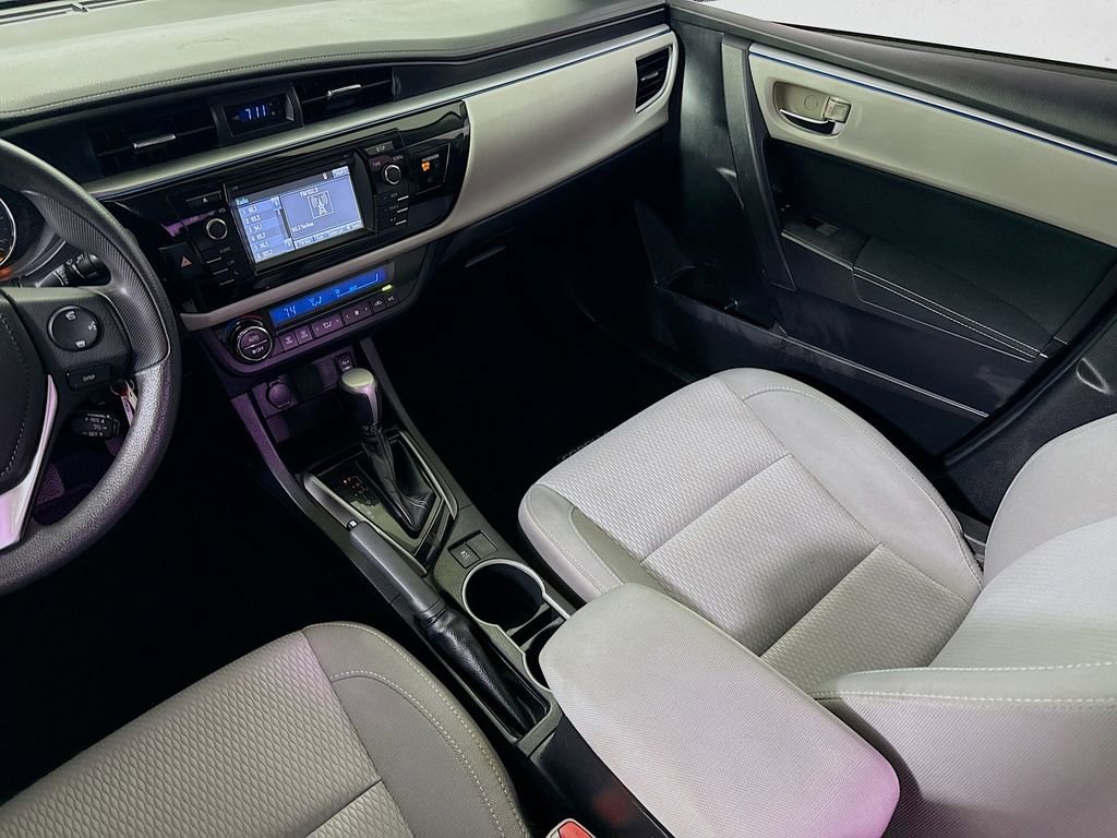 Used 2015 Toyota Corolla LE FWD image 20