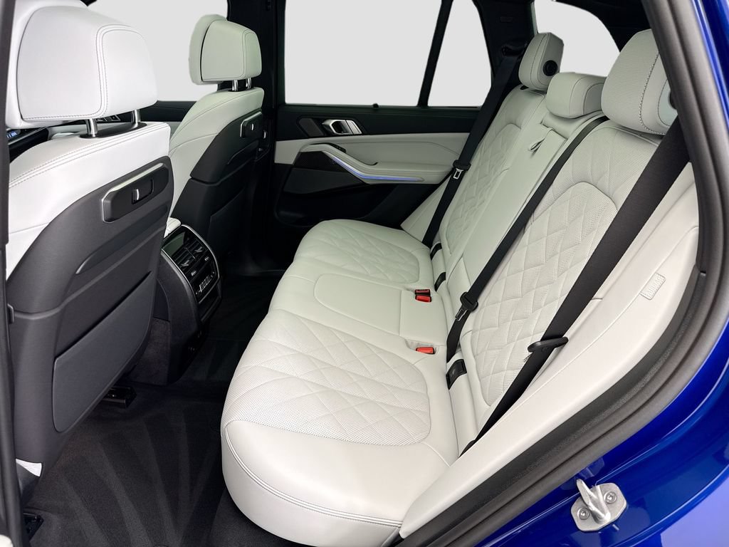 Used 2026 BMW X5 M60i AWD/4WD image 20