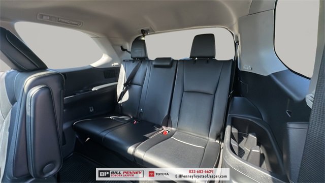 Used 2024 Toyota Grand Highlander Limited image 20