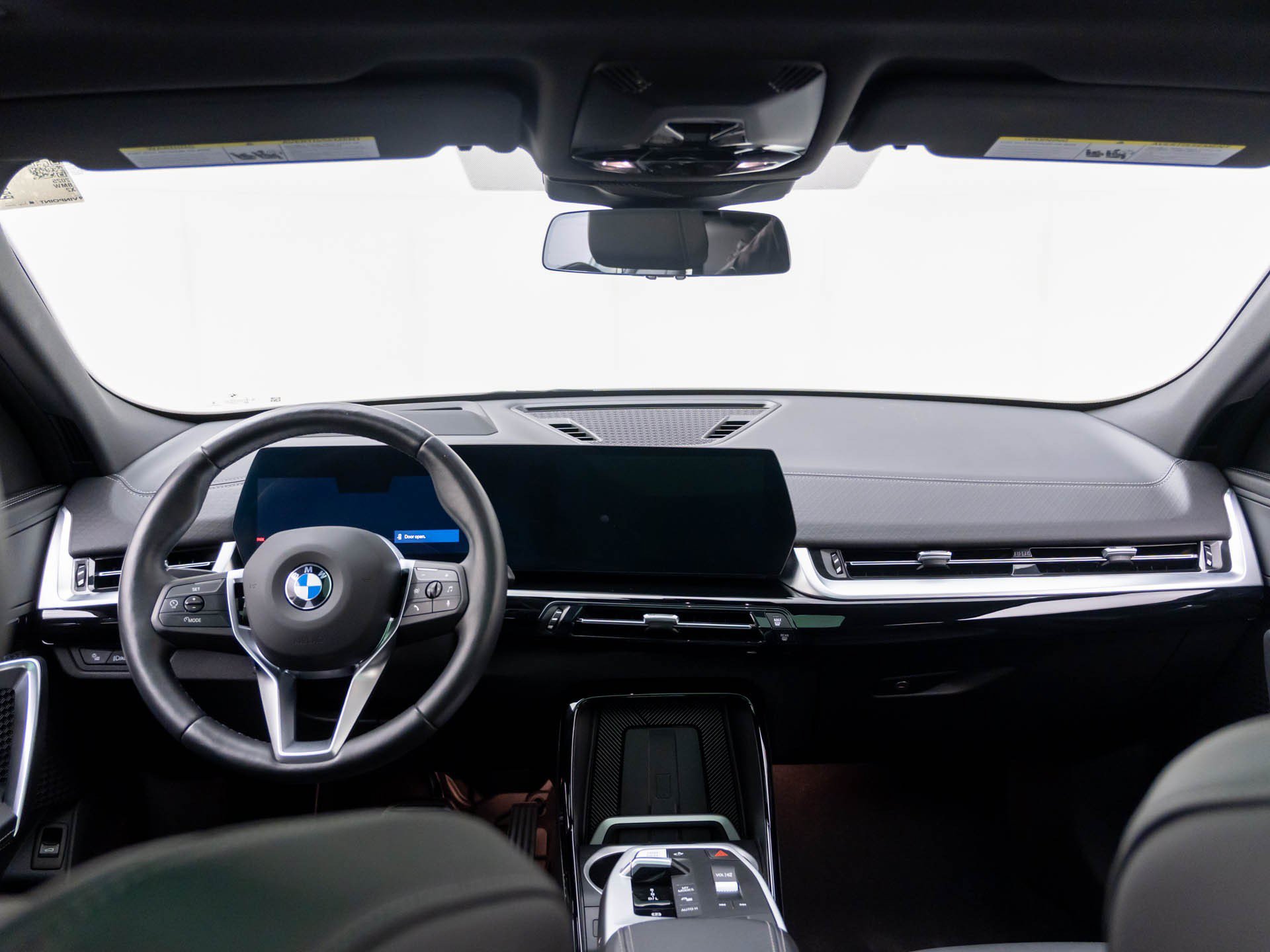 Certified 2025 BMW X2 xDrive28i AWD/4WD image 8