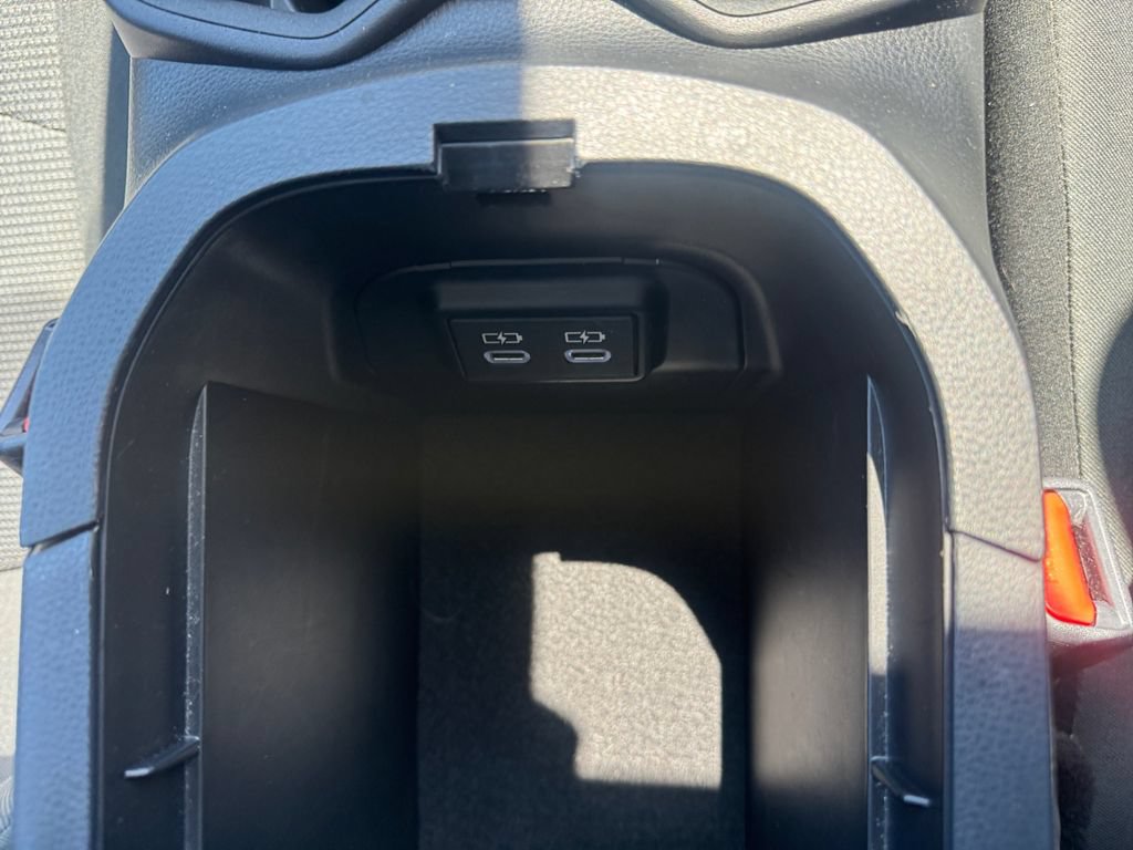 Used 2023 Toyota RAV4 LE AWD/4WD image 20