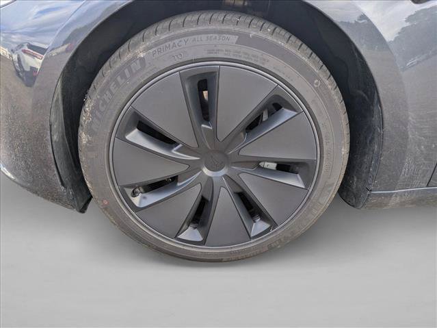 Used 2025 Tesla Model 3 Long Range AWD/4WD image 10