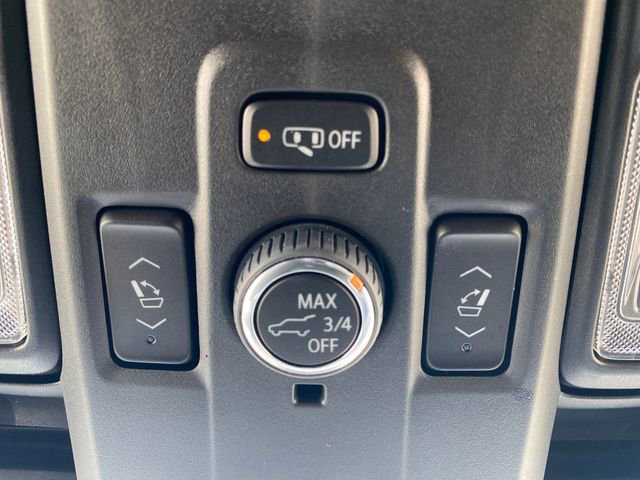 Used 2024 Chevrolet Tahoe Z71 w/ Luxury Package image 33