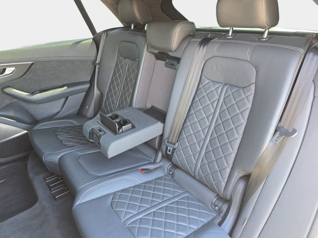 Used 2021 Audi SQ8 Prestige w/ Prestige Package AWD/4WD image 17