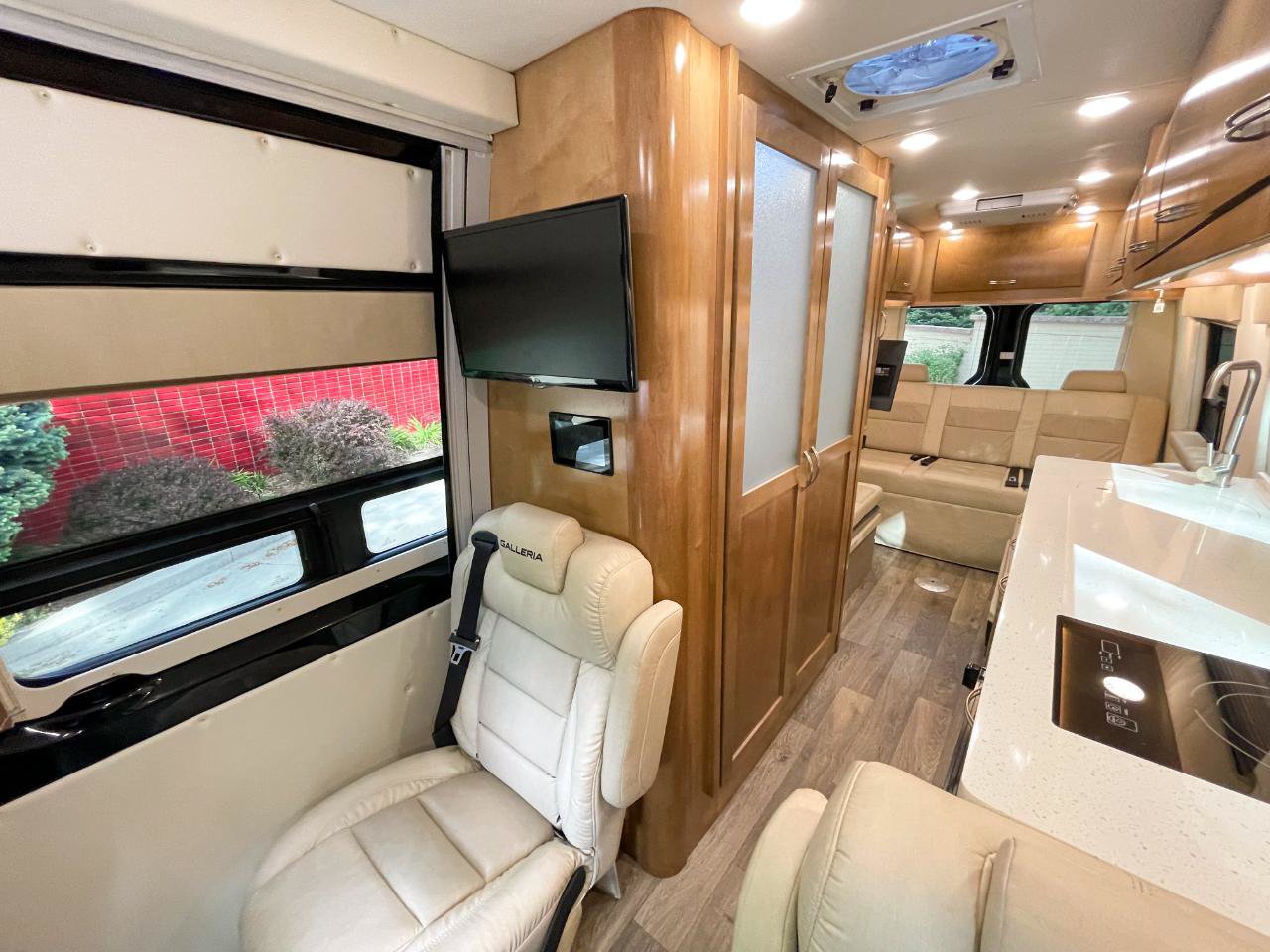 Used 2017 Mercedes-Benz Sprinter 3500 image 29