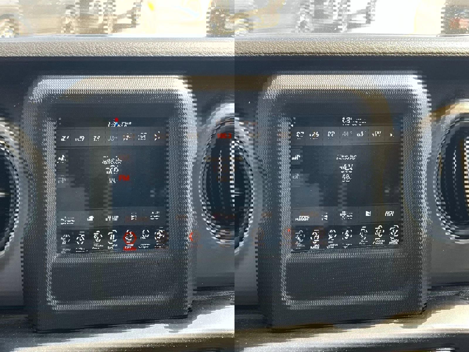 Used 2022 Jeep Wrangler Unlimited Sport image 29