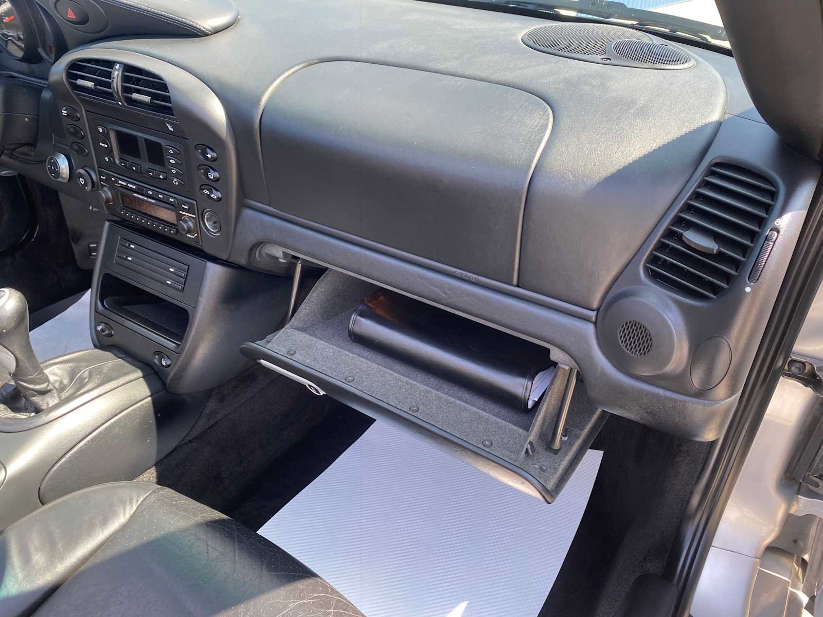 Used 2003 Porsche 911 Carrera 4 image 21