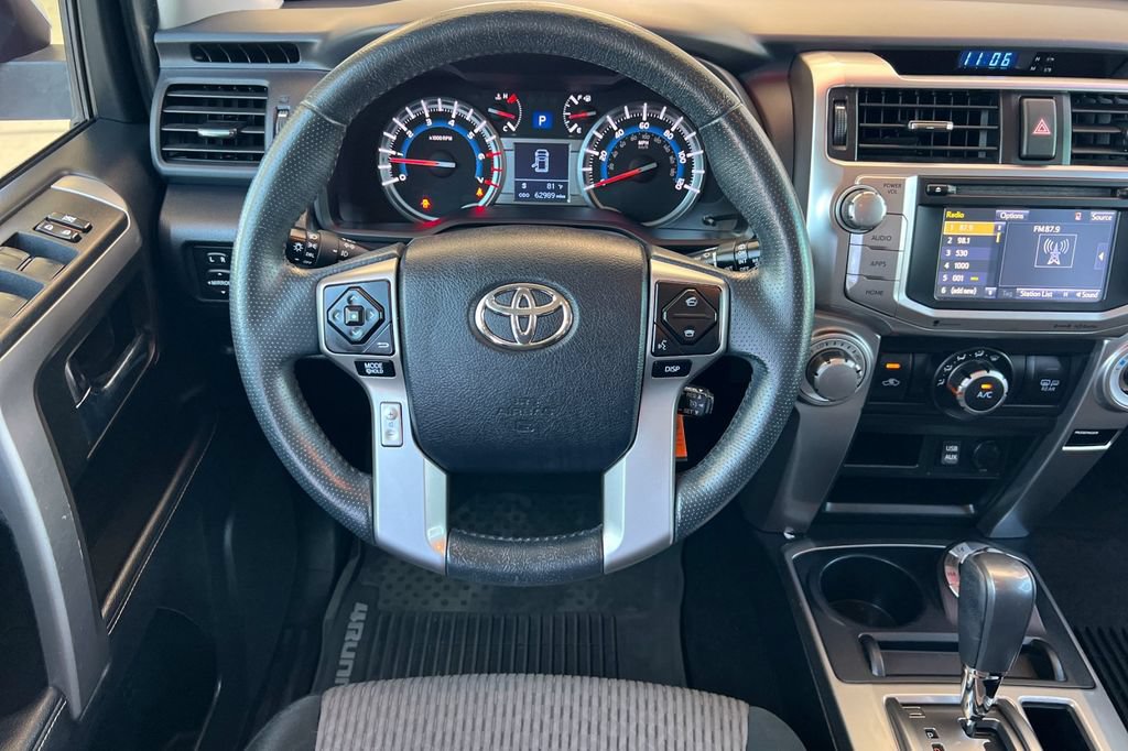 Certified 2018 Toyota 4Runner SR5 AWD/4WD image 16