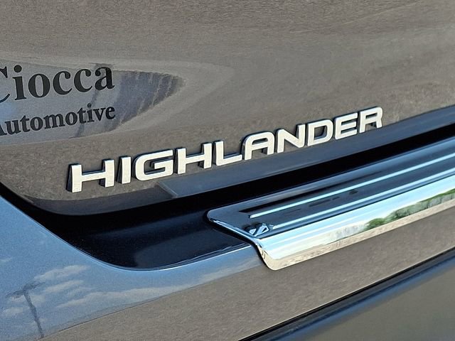 Used 2022 Toyota Highlander XSE AWD/4WD image 31