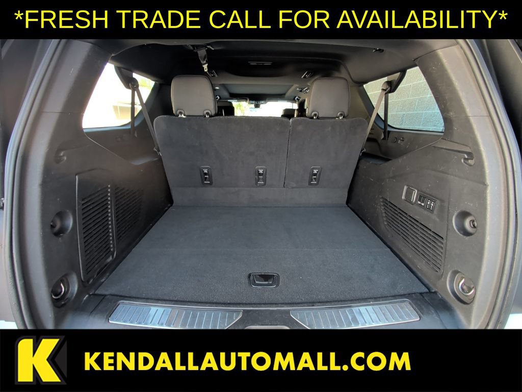Used 2021 Chevrolet Suburban High Country AWD/4WD image 13