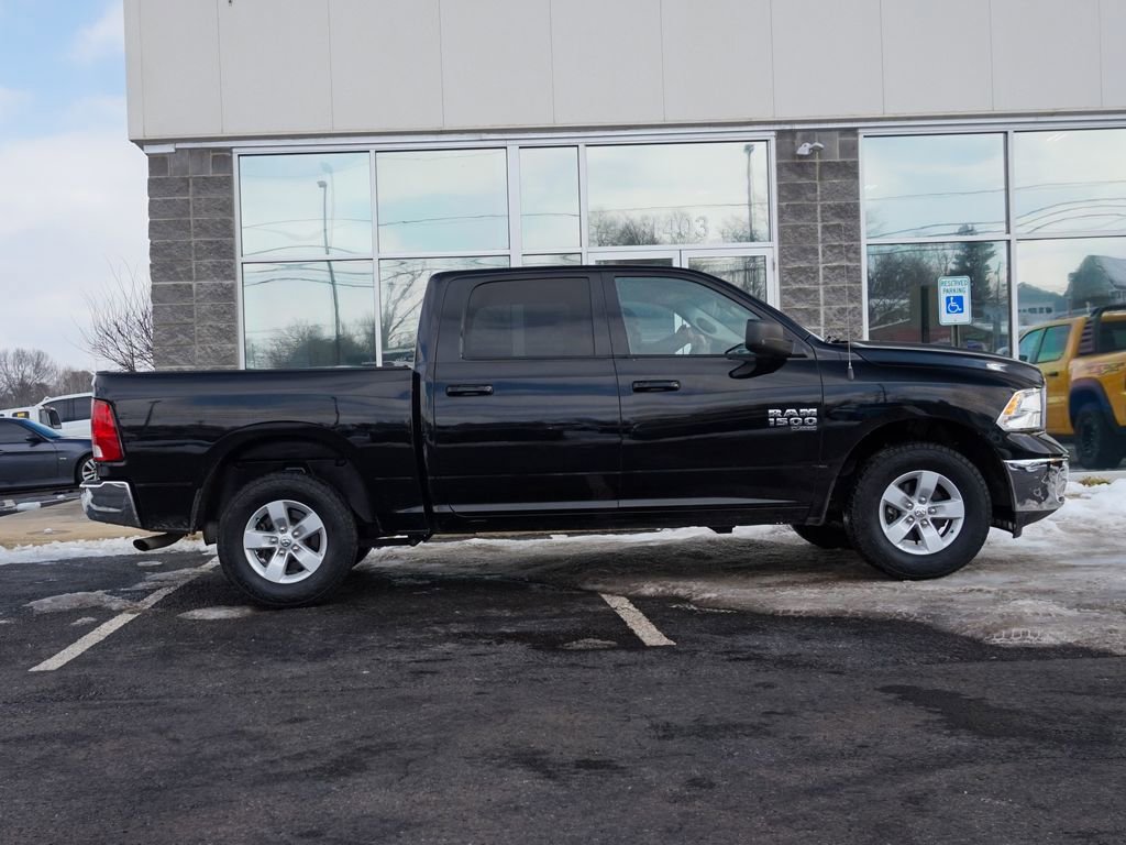 Used 2021 RAM 1500 Classic SLT image 2