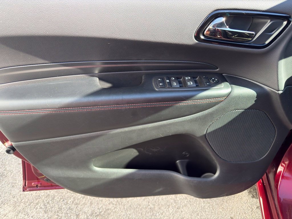Used 2025 Dodge Durango GT AWD/4WD image 16