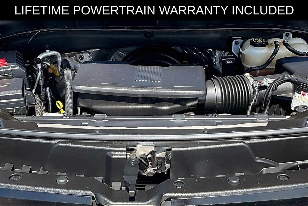 Used 2023 Chevrolet Suburban LT image 11