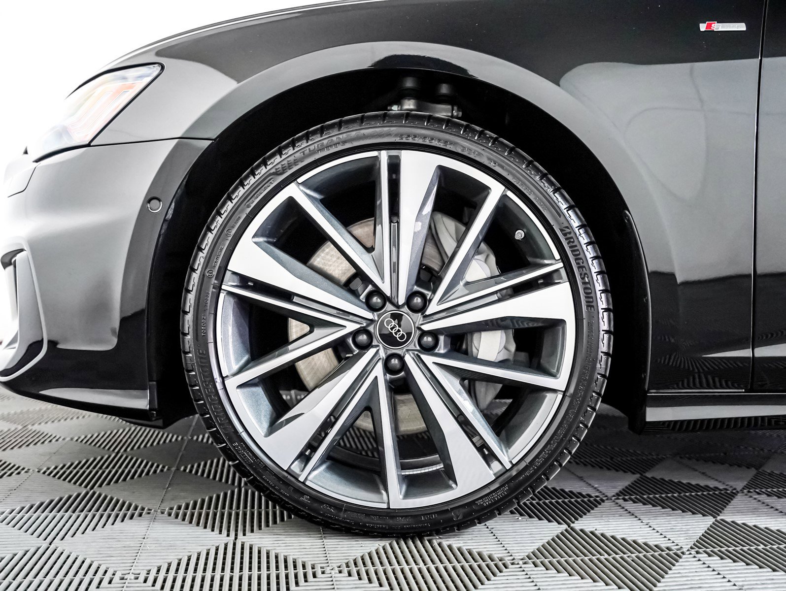 New 2025 Audi A6 3.0T Prestige image 6