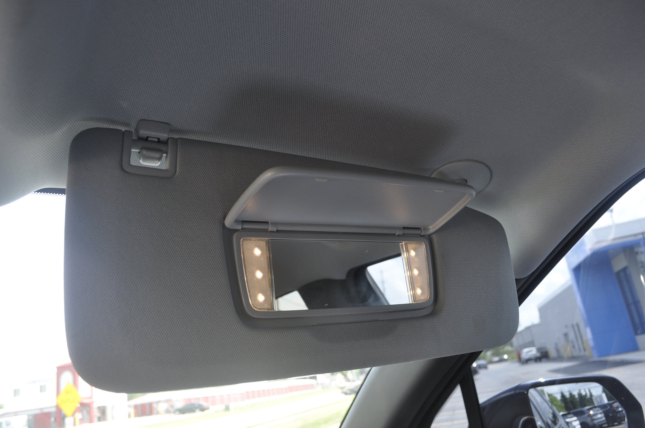 Used 2021 Chevrolet Blazer LT w/ Sound & Technology Package FWD image 26