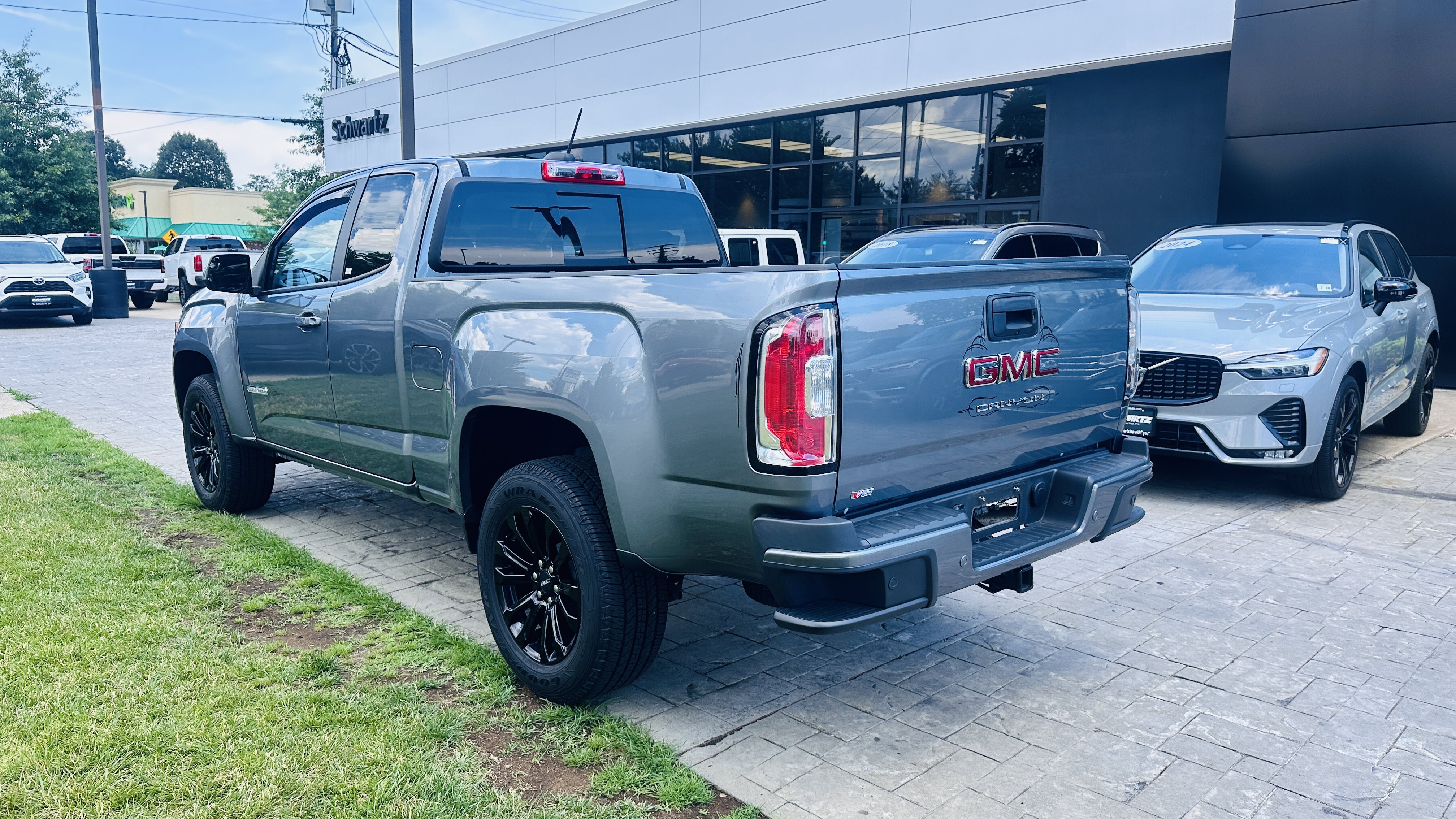 Used 2021 GMC Canyon Elevation w/ Driver Alert Package RWD image 5