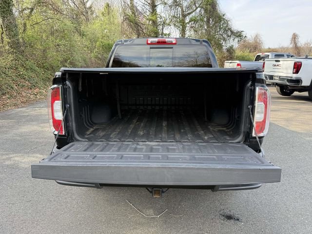 Certified 2022 GMC Canyon Denali w/ Denali Black Edition Package AWD/4WD image 12