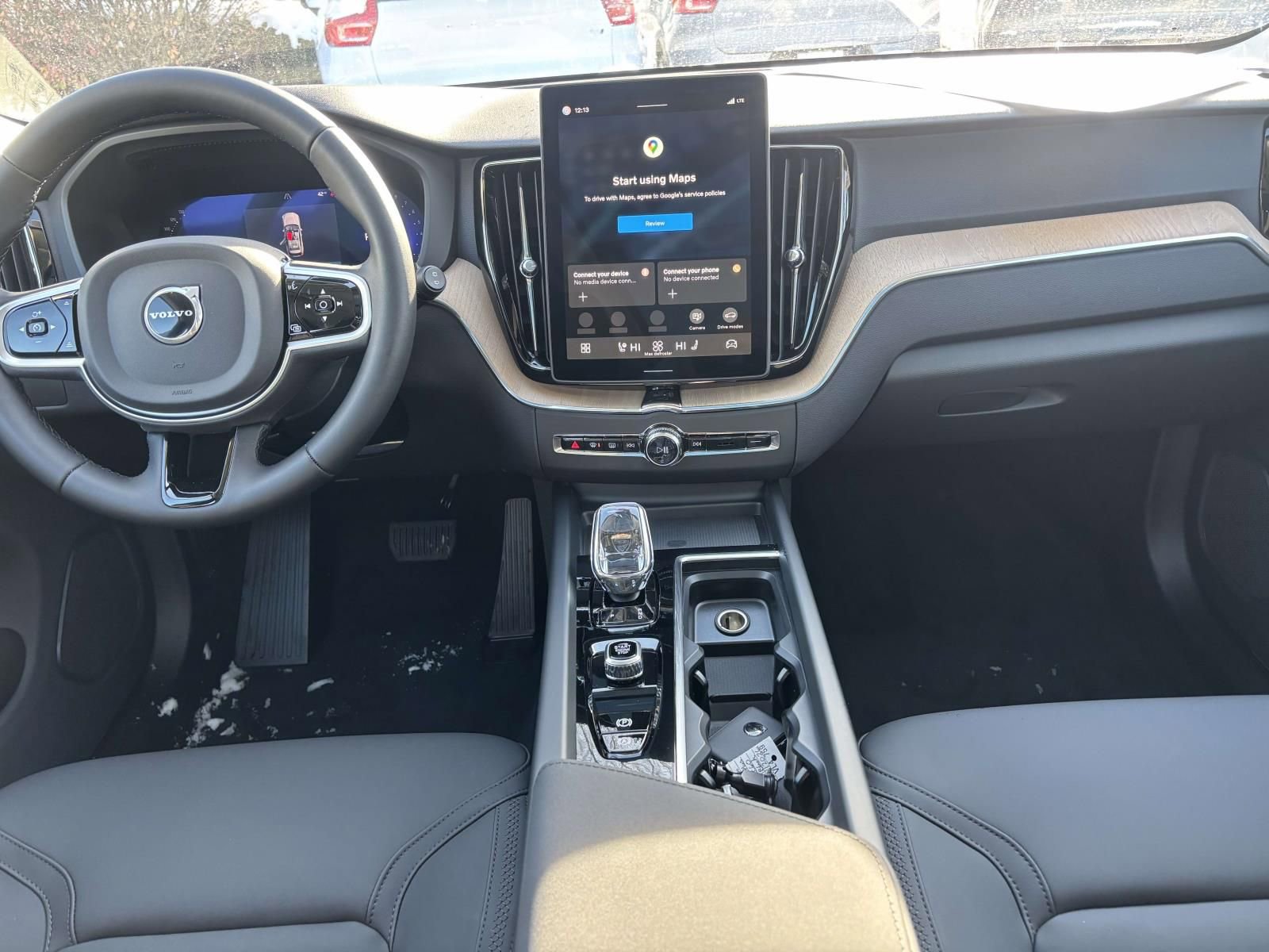 New 2026 Volvo XC60 B5 Plus w/ Protection Package Premier image 28