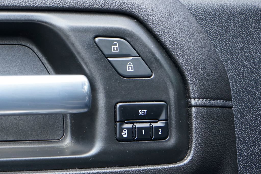 Used 2020 GMC Sierra 2500 Denali w/ Denali Ultimate Package image 19