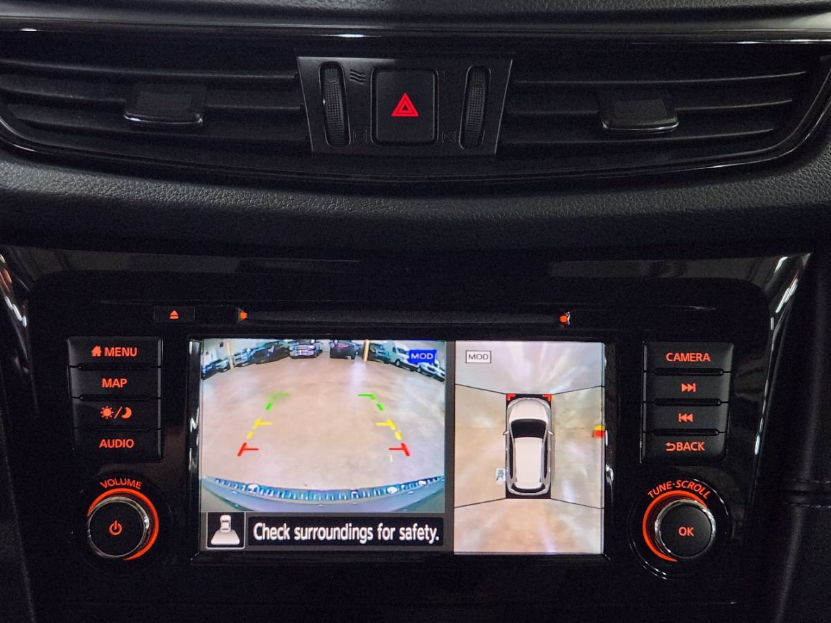 Used 2020 Nissan Rogue SL AWD/4WD image 38