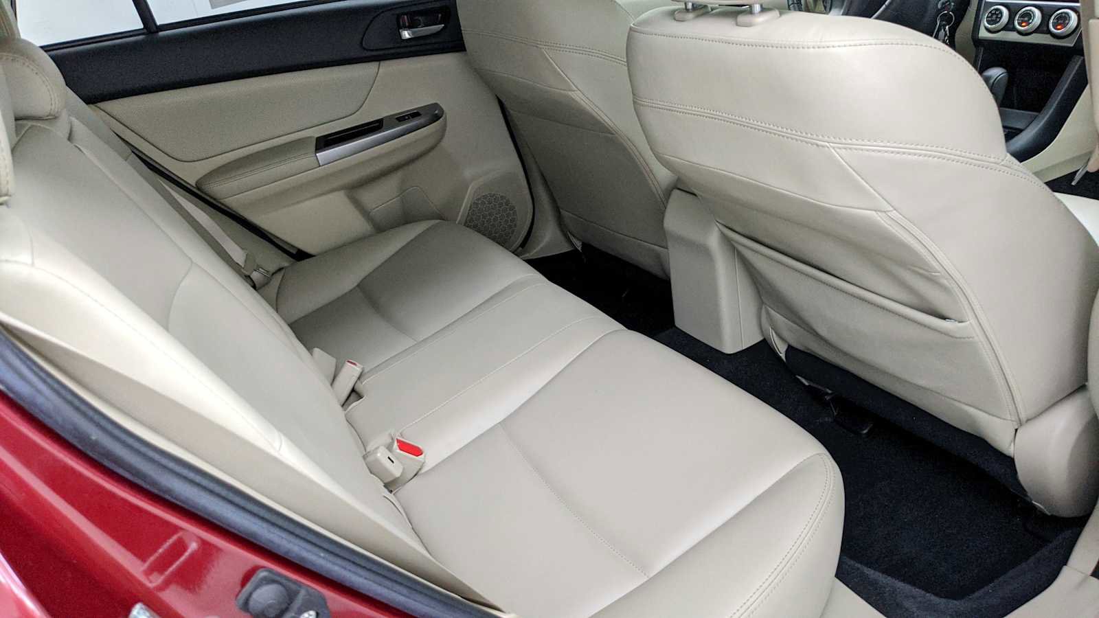 Used 2015 Subaru Crosstrek 2.0i Limited image 25