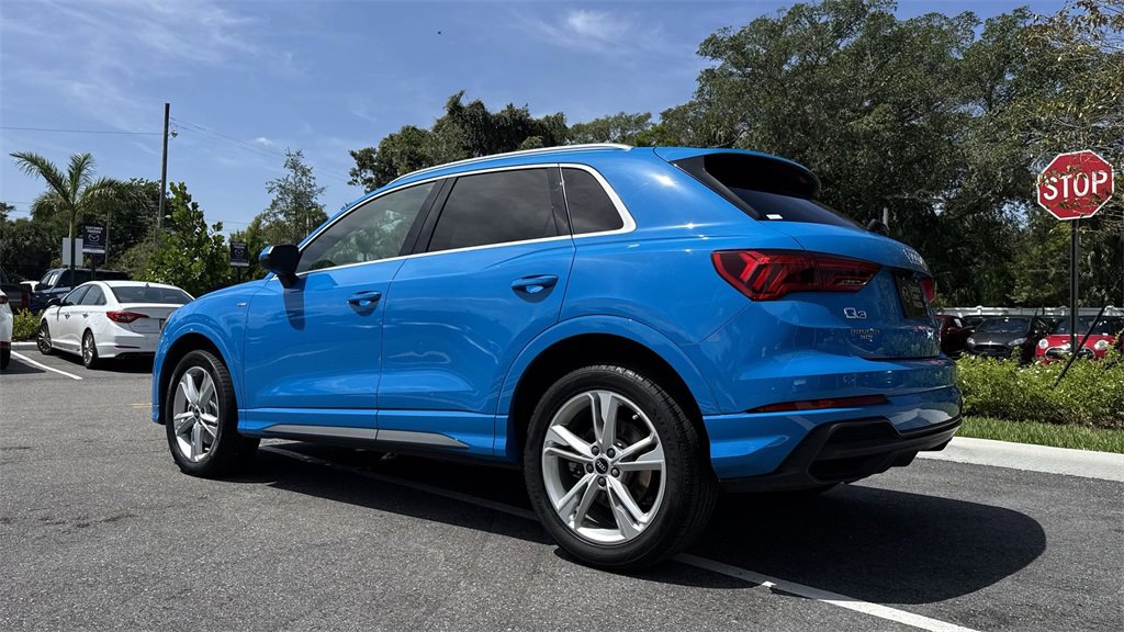Used 2022 Audi Q3 2.0T Premium w/ Convenience Package image 27