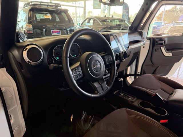 Used 2014 Jeep Wrangler Unlimited Sahara AWD/4WD image 25
