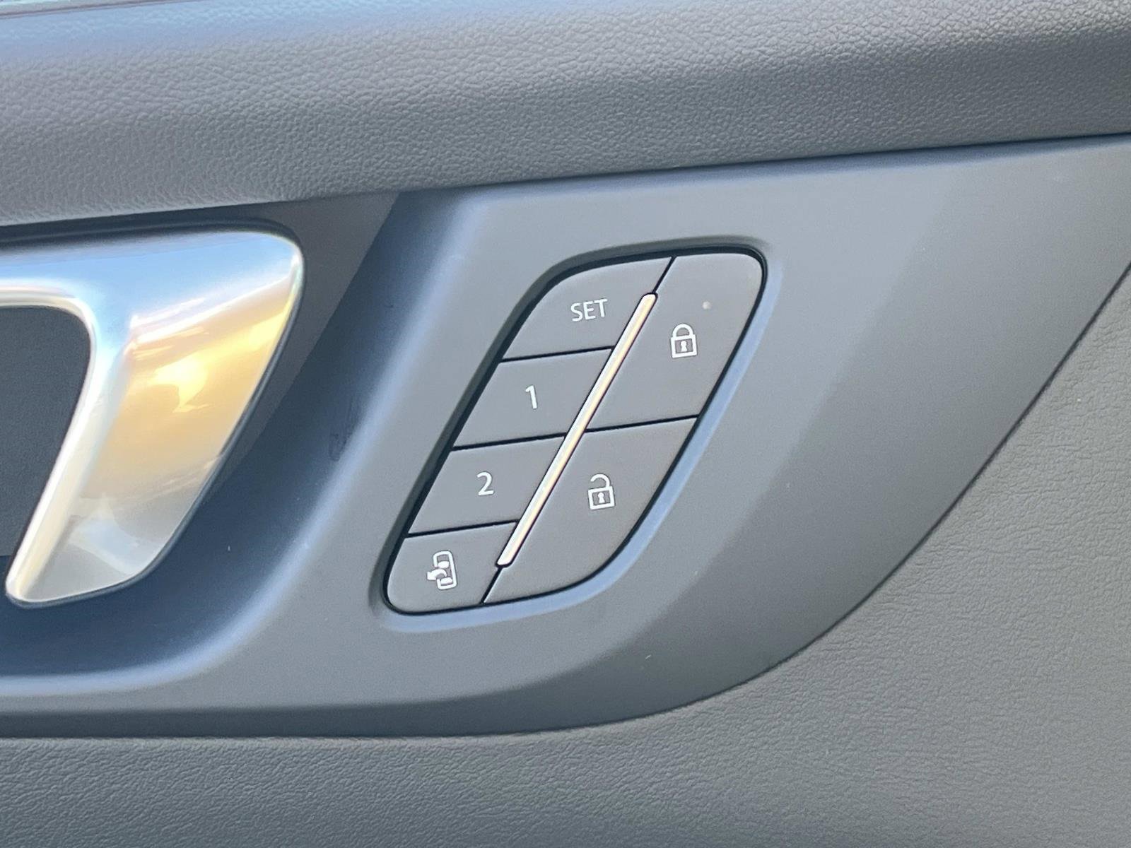 New 2026 Buick Enclave Preferred w/ Power Package image 25